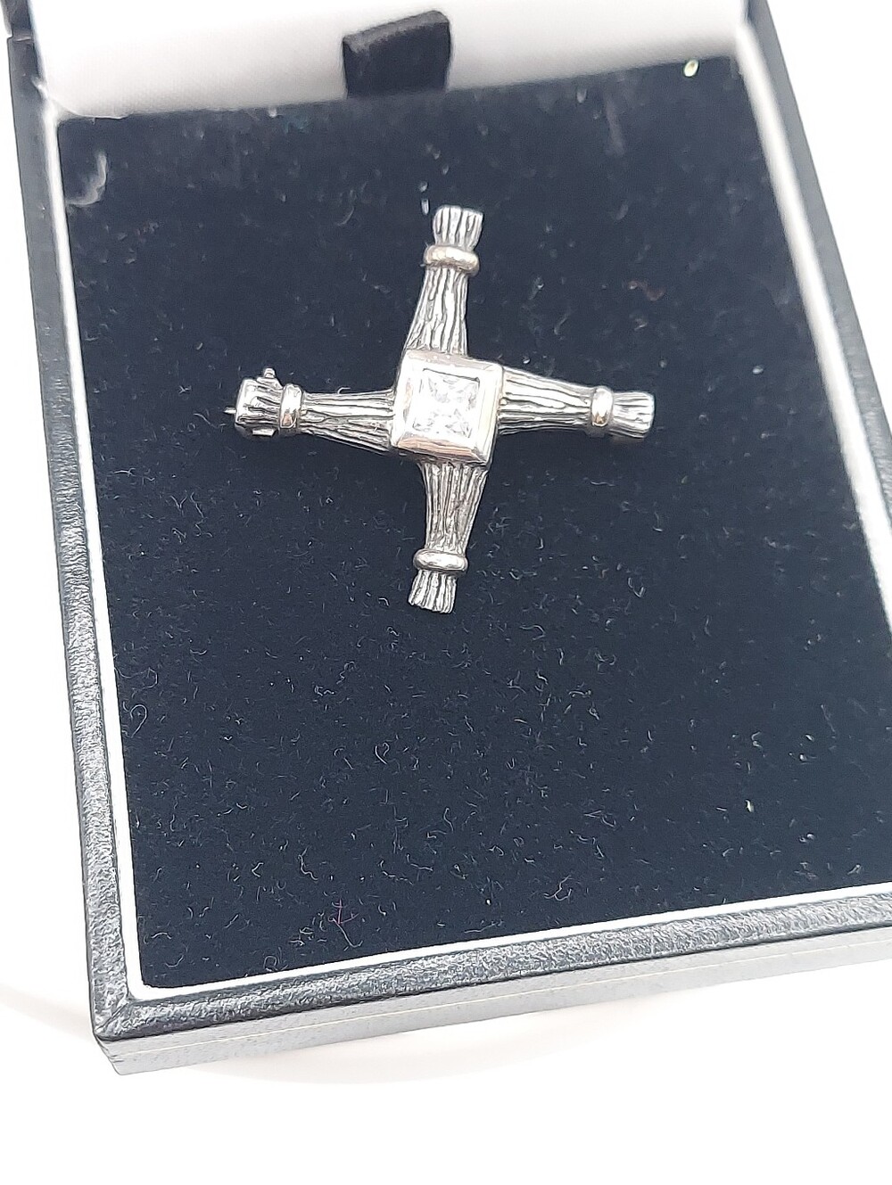 St Brigid's Irish Cross Pin 1", 925 Sterling, GC. - Picture 6 of 13